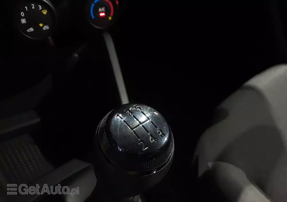 DACIA Duster 1.0 TCe Essential