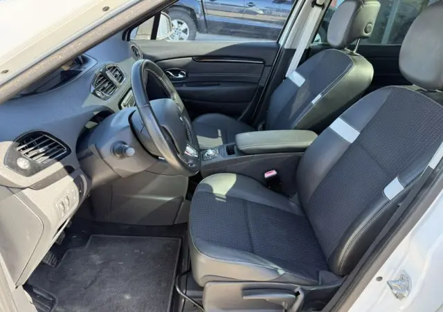 RENAULT Scenic 1.6 dCi Bose