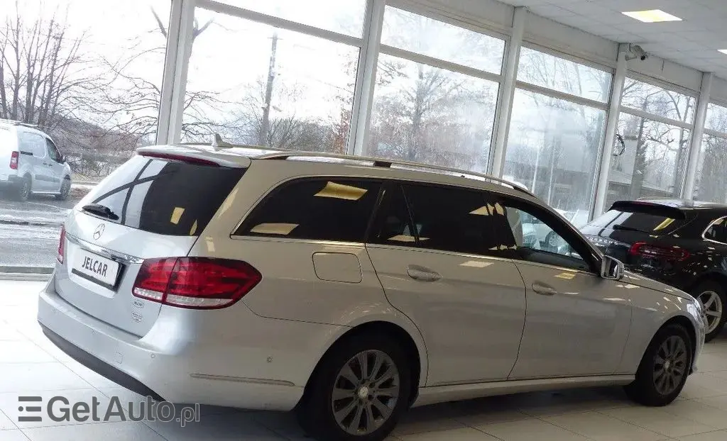 MERCEDES-BENZ Klasa E 