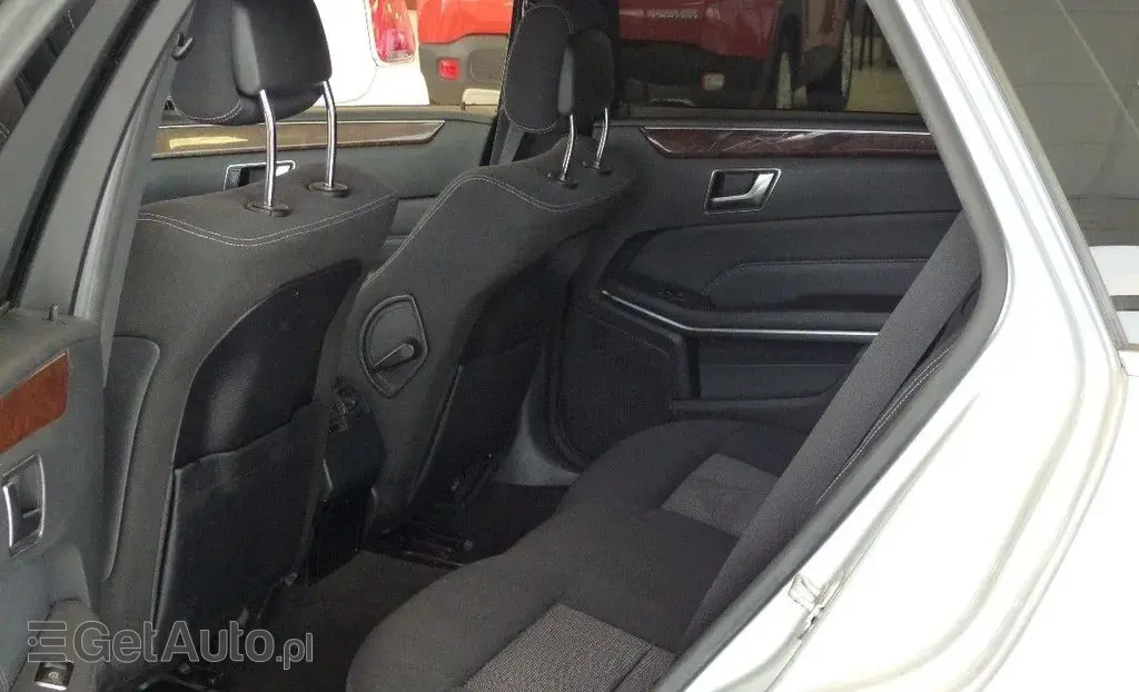 MERCEDES-BENZ Klasa E 