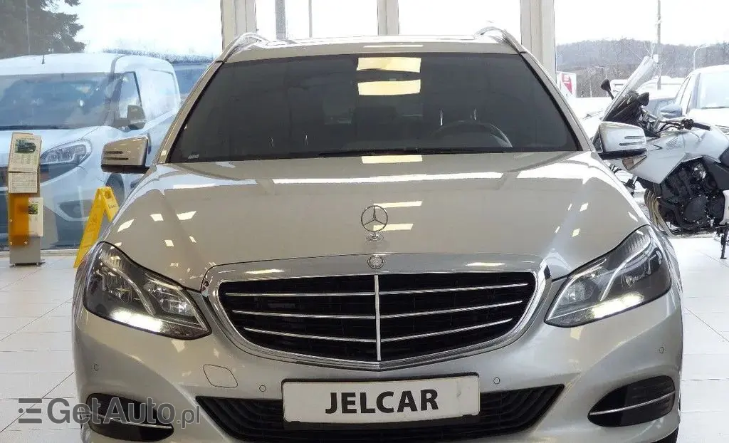 MERCEDES-BENZ Klasa E 