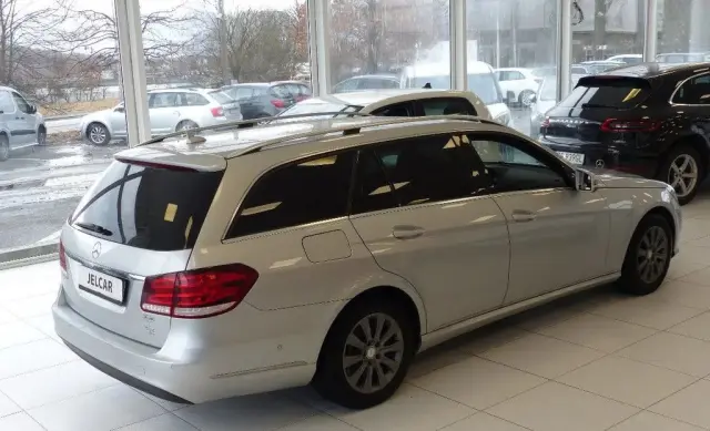 MERCEDES-BENZ Klasa E 