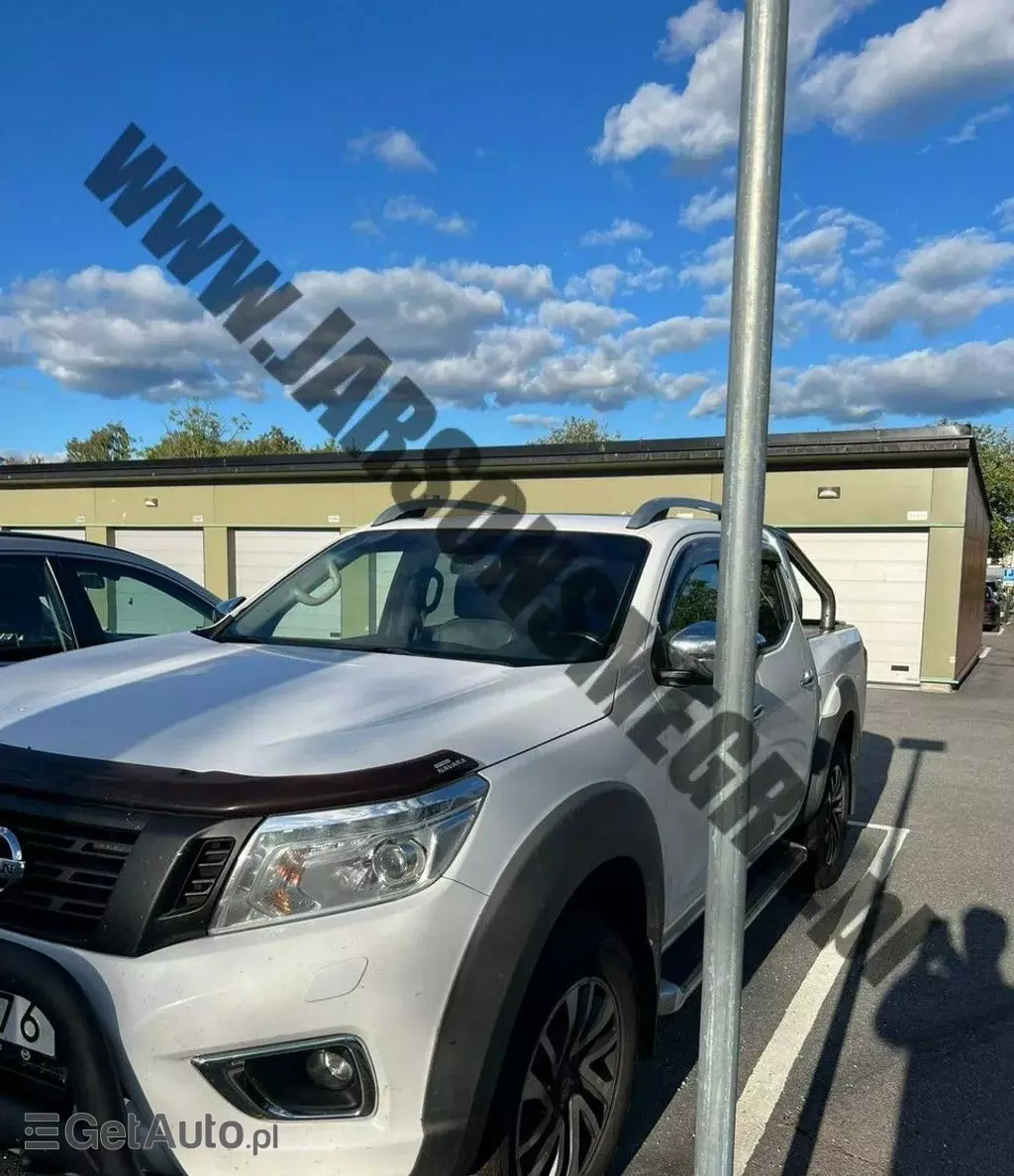 NISSAN Navara 
