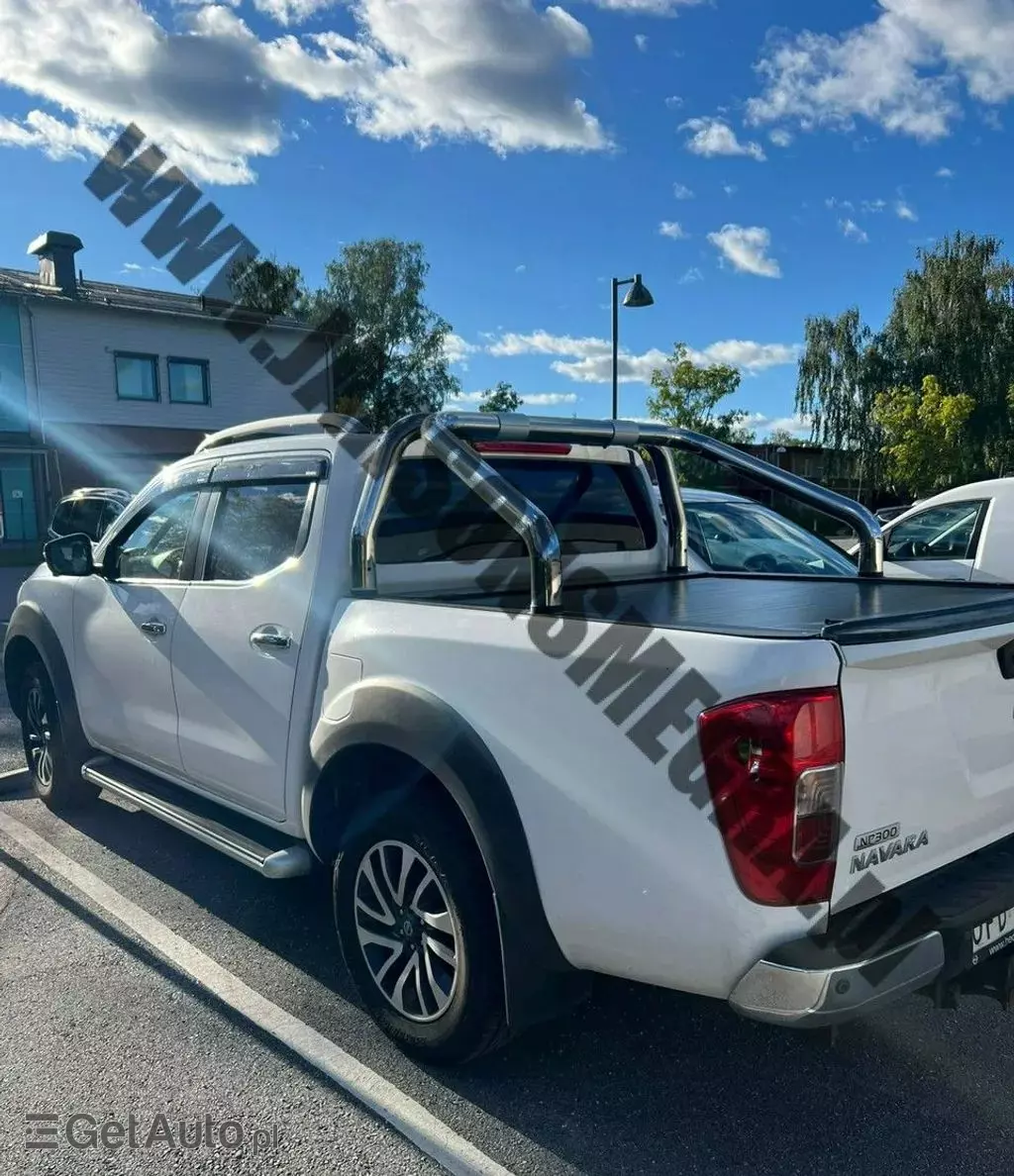 NISSAN Navara 