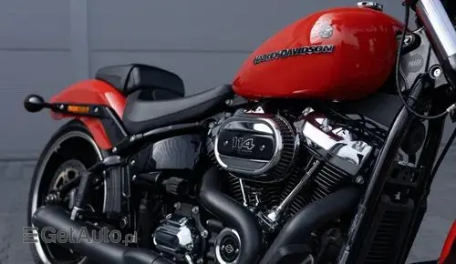HARLEY-DAVIDSON CVO 