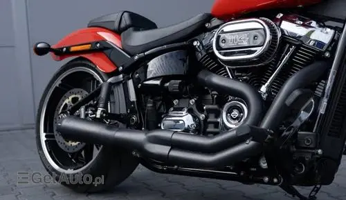 HARLEY-DAVIDSON CVO 