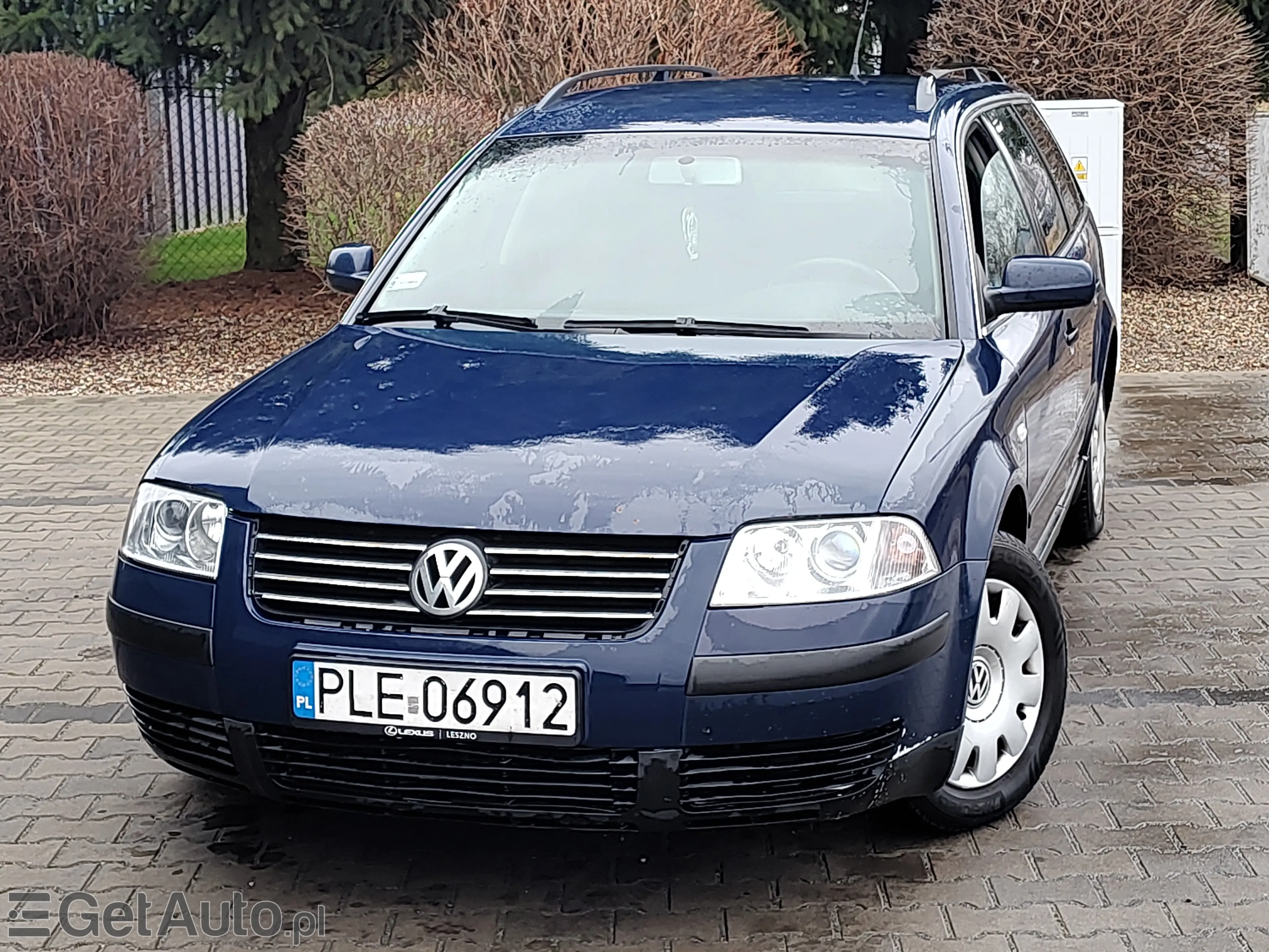 VOLKSWAGEN Passat Comfortline