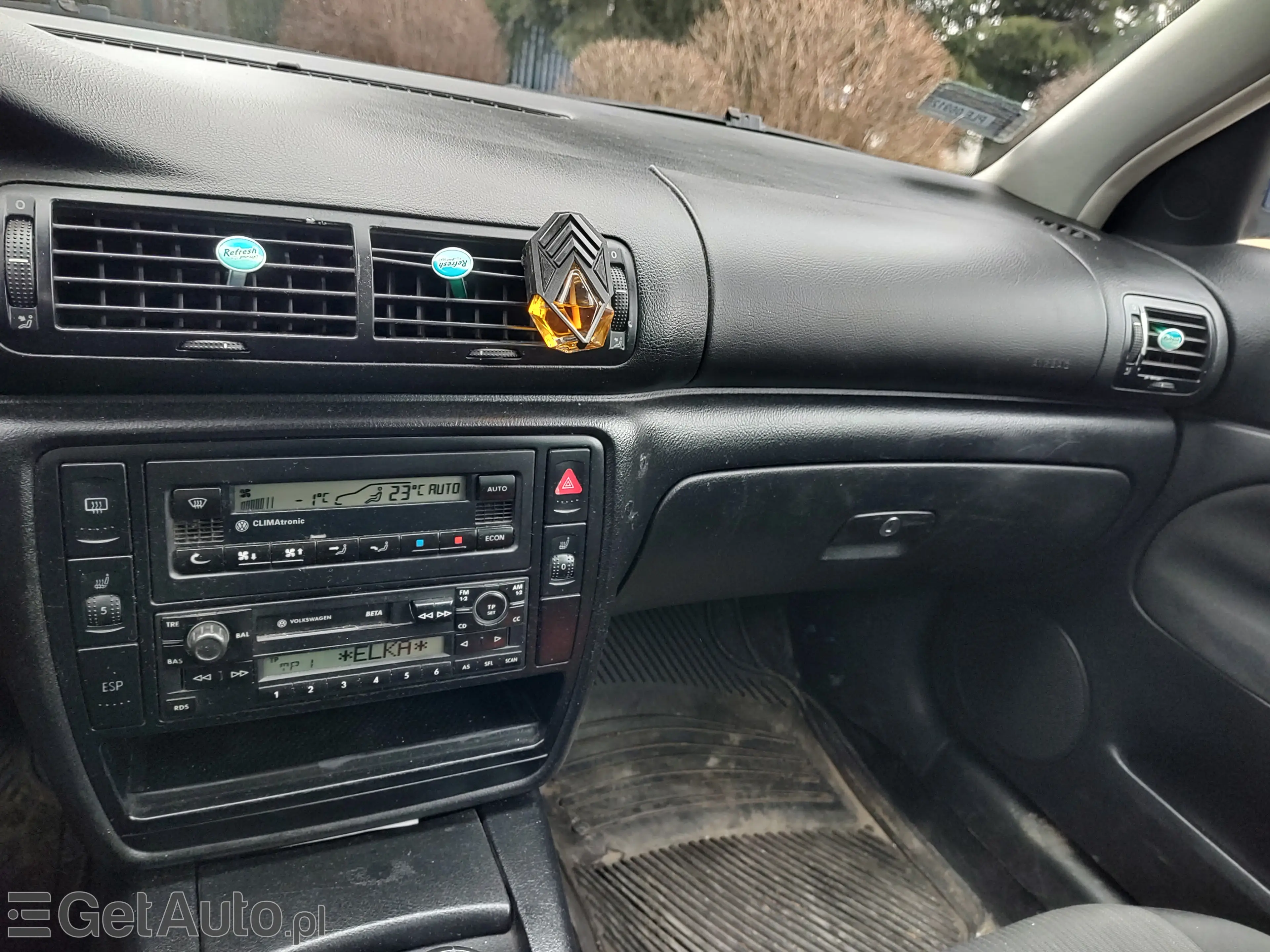 VOLKSWAGEN Passat Comfortline