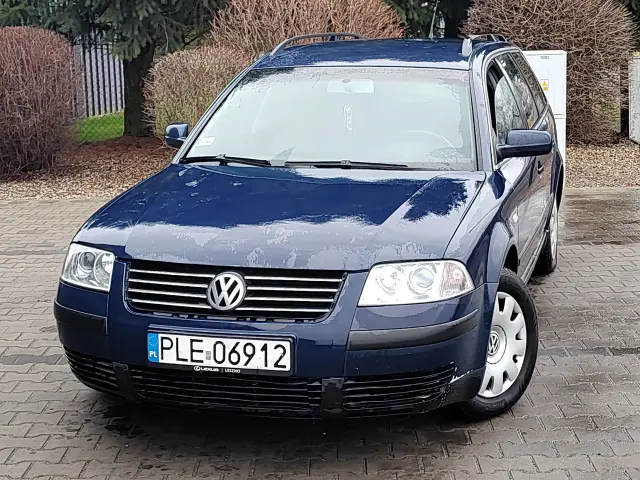 VOLKSWAGEN Passat Comfortline