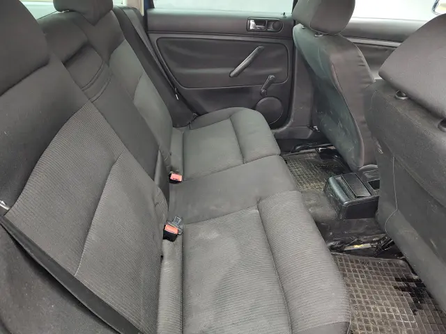 VOLKSWAGEN Passat Comfortline