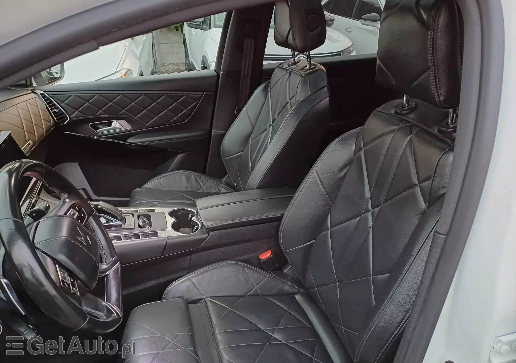 DS. AUTOMOBILES DS7 Crossback Grand Chic EAT