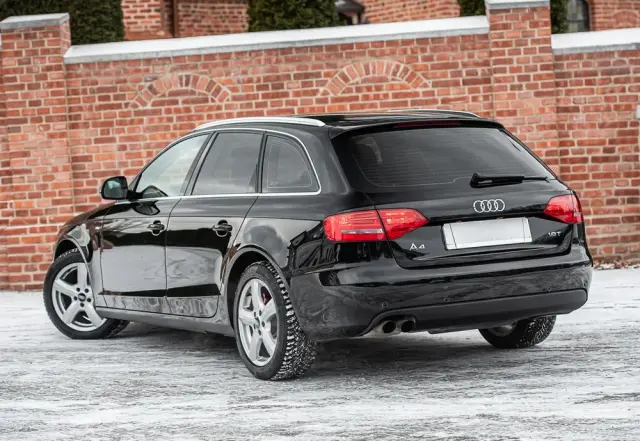 AUDI A4 Avant 1.8 TFSI Ambition