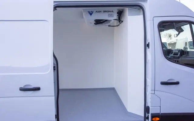 RENAULT Master L3H2 MAXI 2.3 150KM 