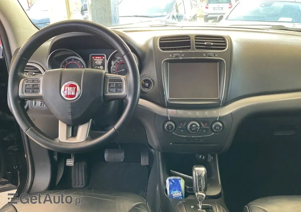 FIAT Freemont 2.0 Multijet 16V DPF Automatik Allrad Cross