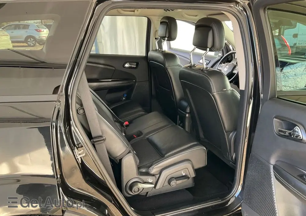 FIAT Freemont 2.0 Multijet 16V DPF Automatik Allrad Cross