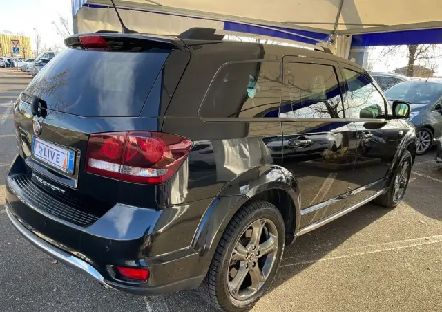 FIAT Freemont 2.0 Multijet 16V DPF Automatik Allrad Cross