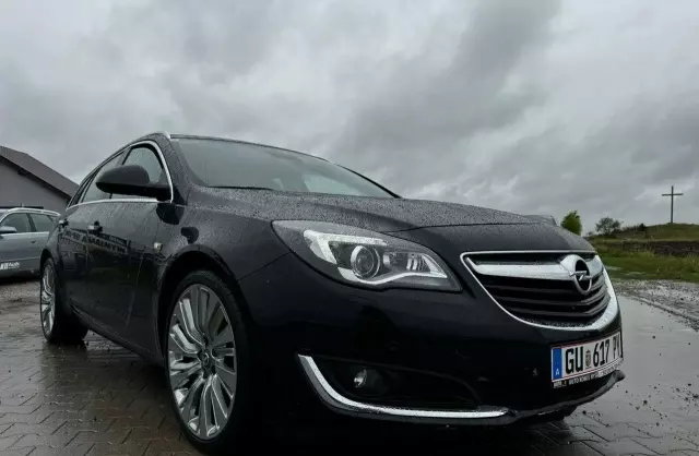 OPEL Insignia 