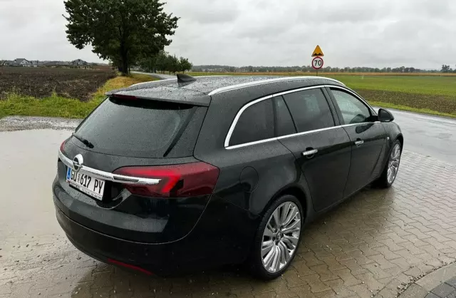 OPEL Insignia 