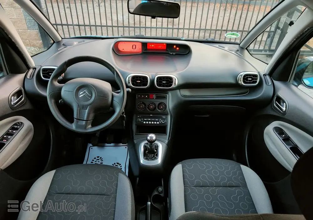 CITROËN C3 Picasso 1.4i Selection
