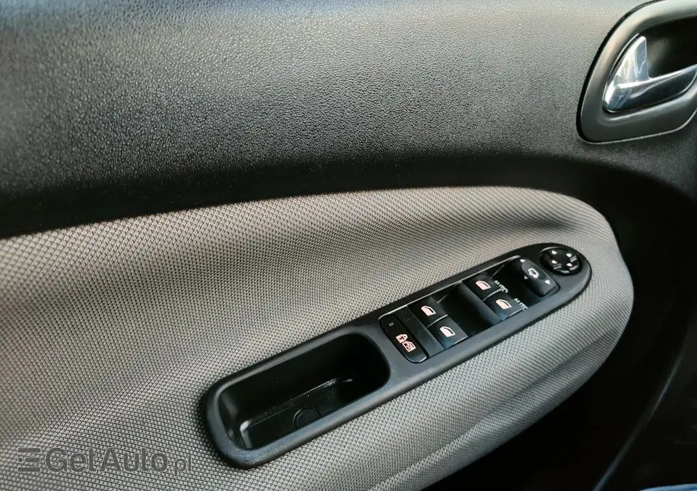 CITROËN C3 Picasso 1.4i Selection