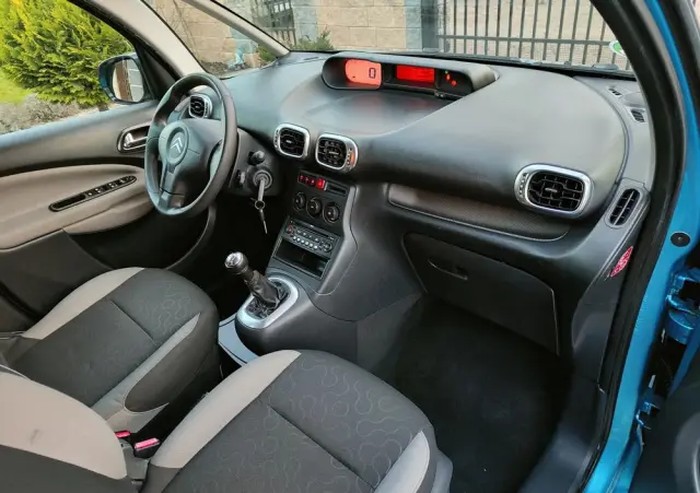 CITROËN C3 Picasso 1.4i Selection