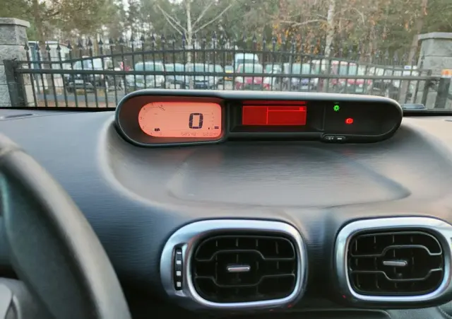 CITROËN C3 Picasso 1.4i Selection