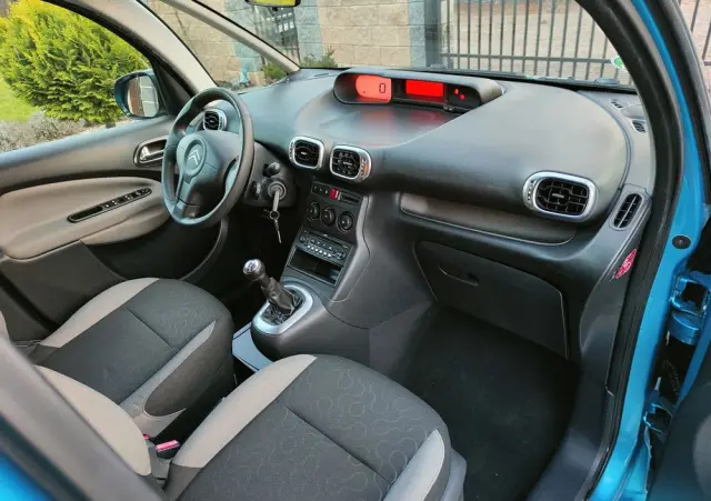 CITROËN C3 Picasso 1.4i Selection