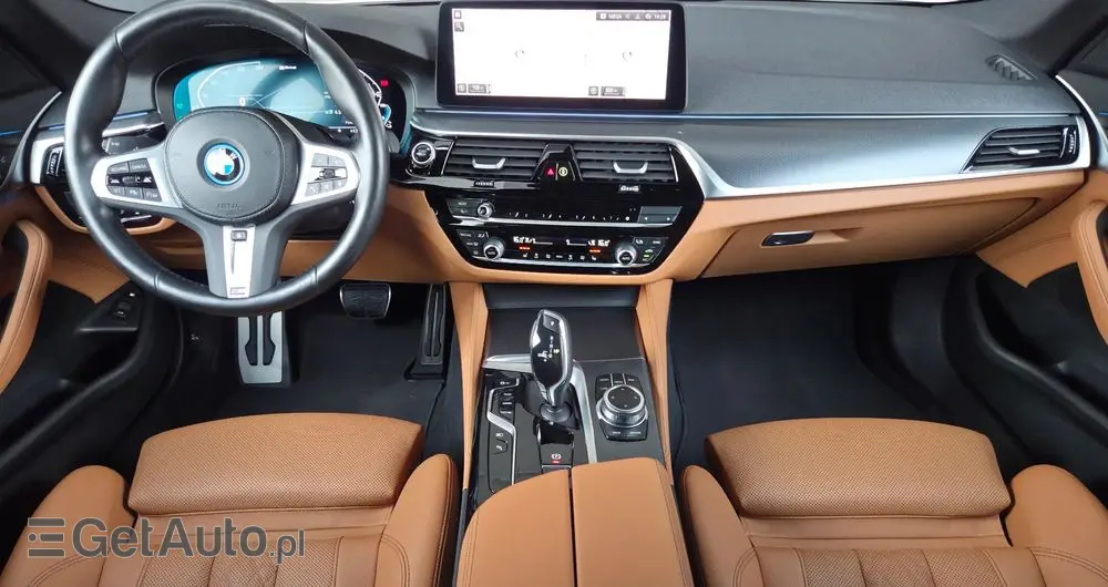 BMW Seria 5 530e M Sport sport