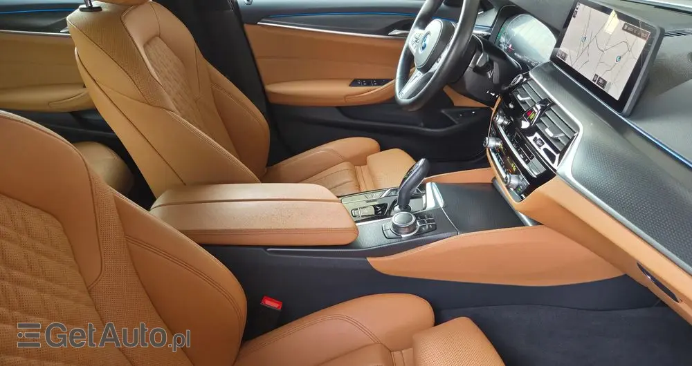 BMW Seria 5 530e M Sport sport