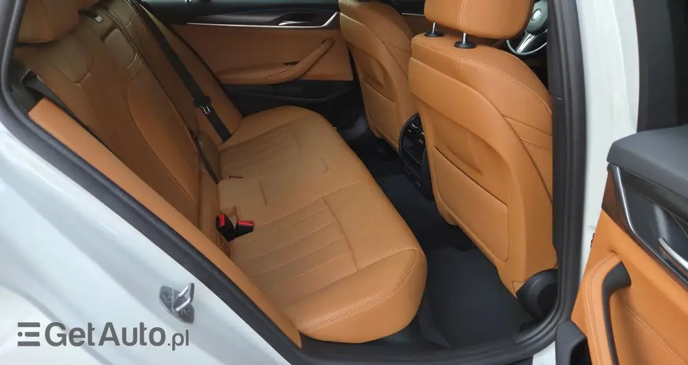 BMW Seria 5 530e M Sport sport