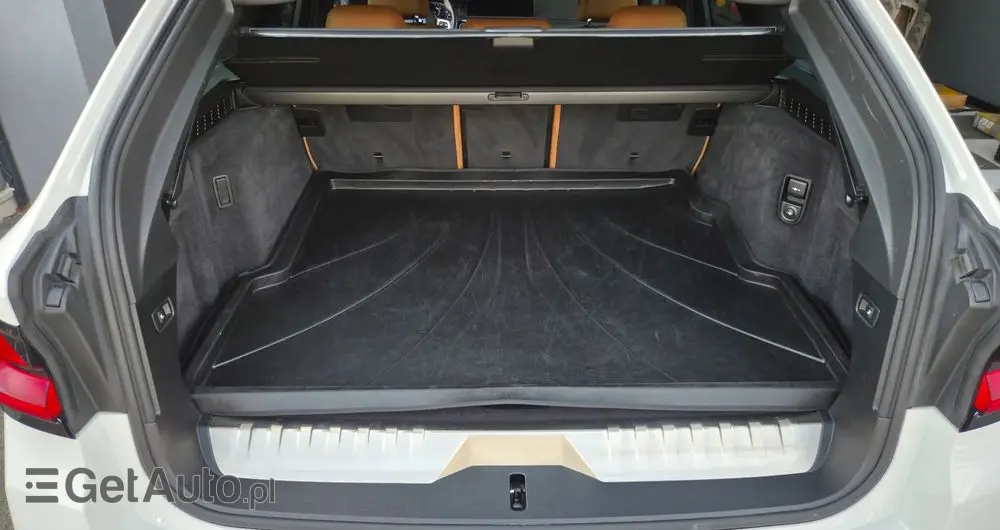 BMW Seria 5 530e M Sport sport