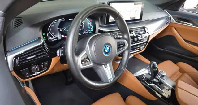 BMW Seria 5 530e M Sport sport