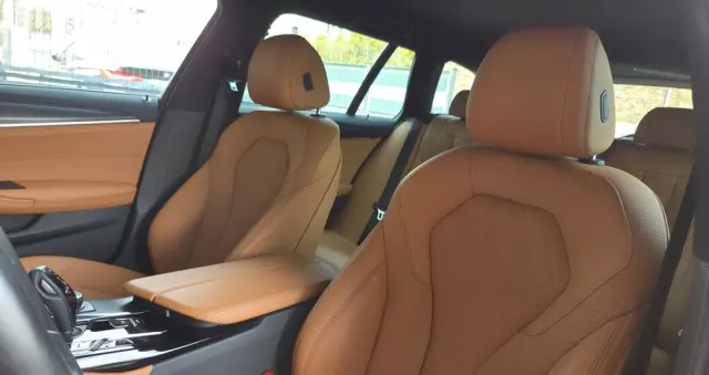 BMW Seria 5 530e M Sport sport