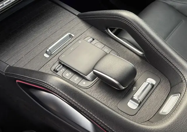 MERCEDES-BENZ GLE 400 d 4-Matic Premium