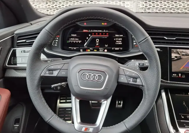 AUDI SQ8 