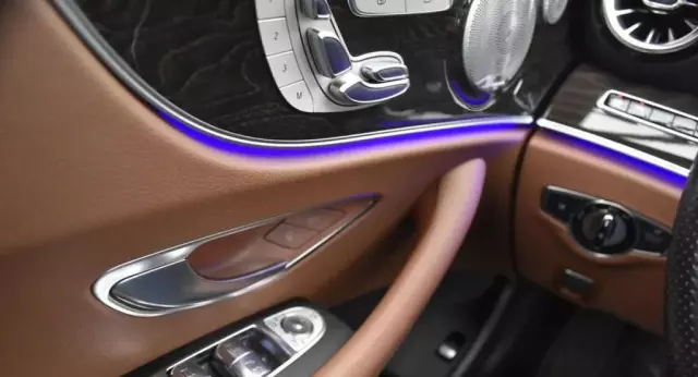 MERCEDES-BENZ Klasa E 