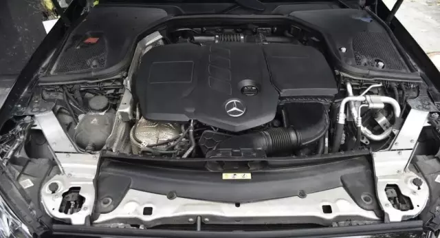 MERCEDES-BENZ Klasa E 