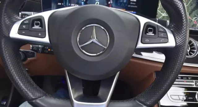 MERCEDES-BENZ Klasa E 