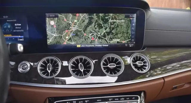 MERCEDES-BENZ Klasa E 