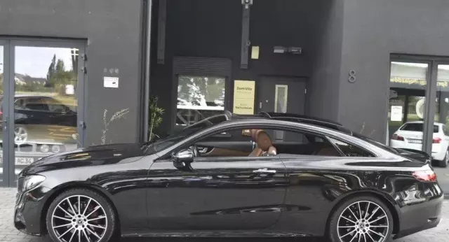 MERCEDES-BENZ Klasa E 