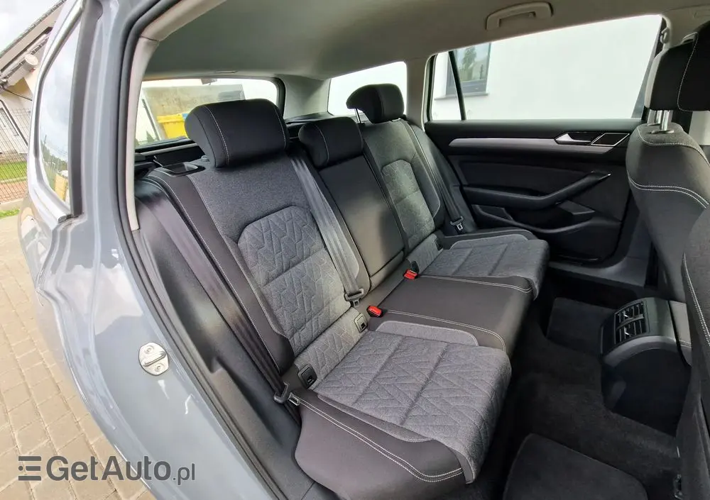 VOLKSWAGEN Passat 1.5 TSI EVO Business DSG