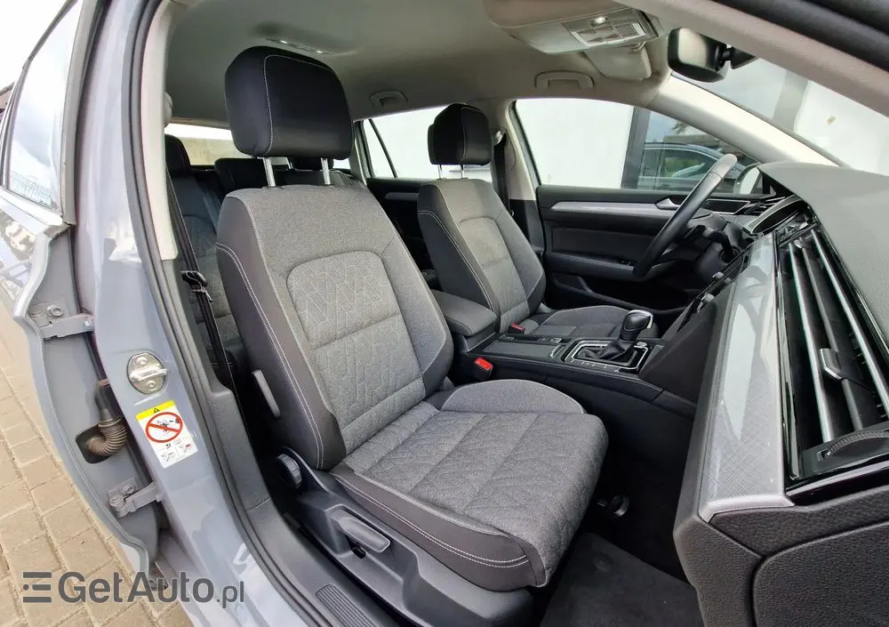 VOLKSWAGEN Passat 1.5 TSI EVO Business DSG