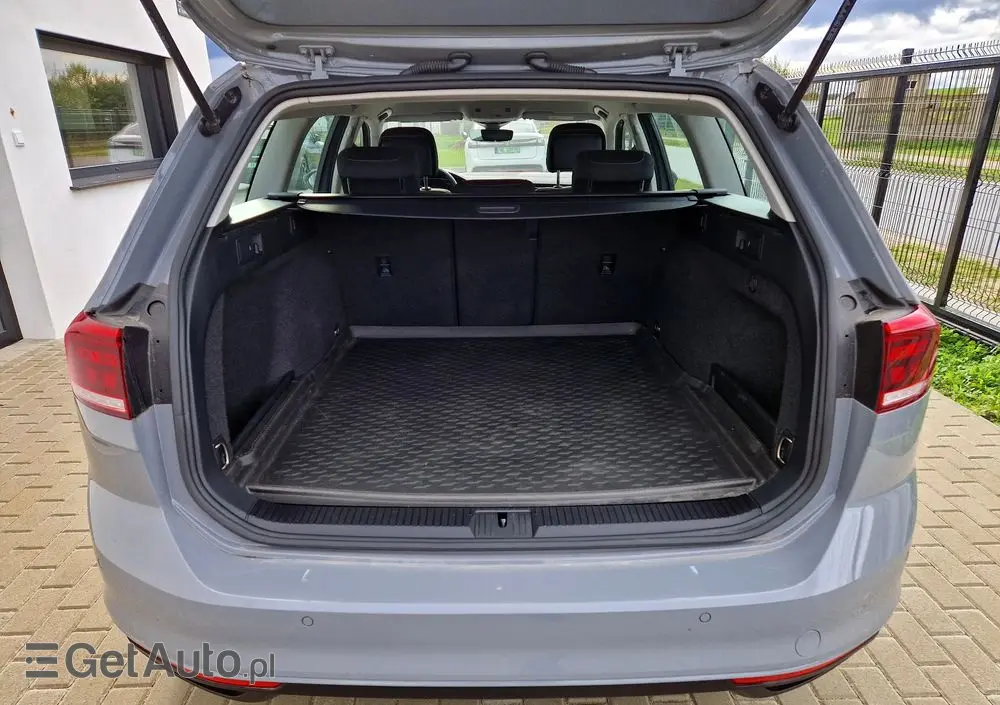 VOLKSWAGEN Passat 1.5 TSI EVO Business DSG