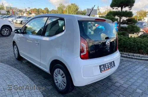 VOLKSWAGEN Up! 