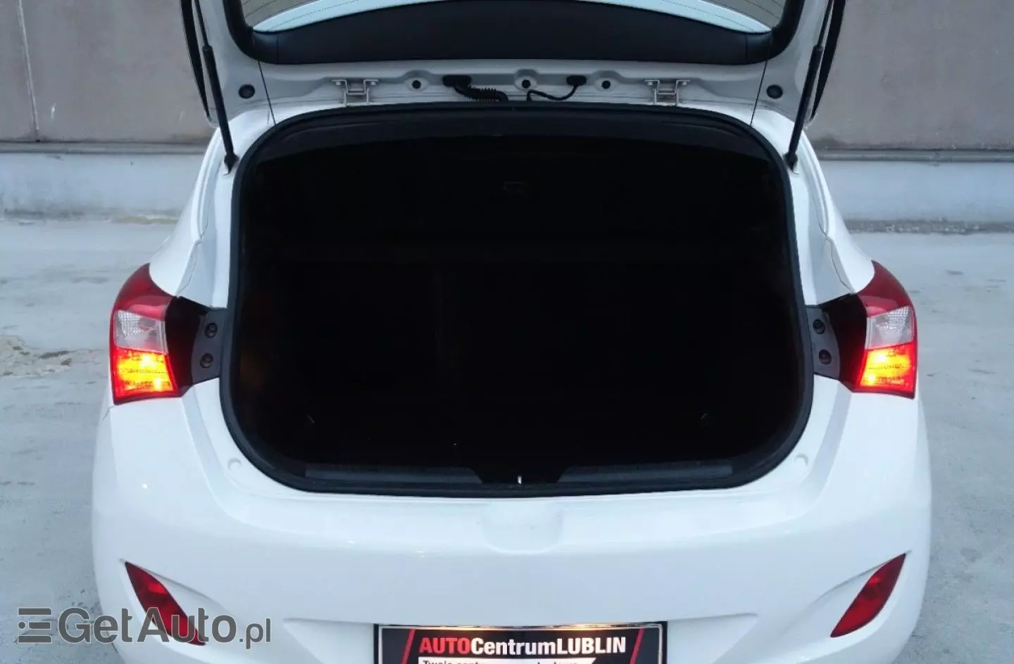 HYUNDAI I30 1.4 Classic +