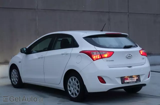 HYUNDAI I30 1.4 Classic +