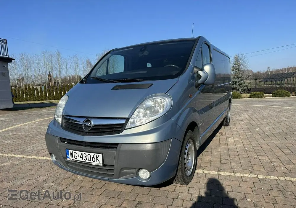 OPEL Vivaro 