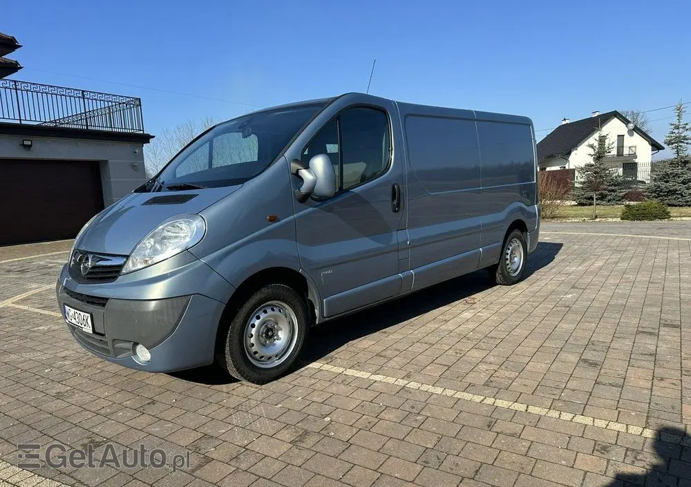 OPEL Vivaro 