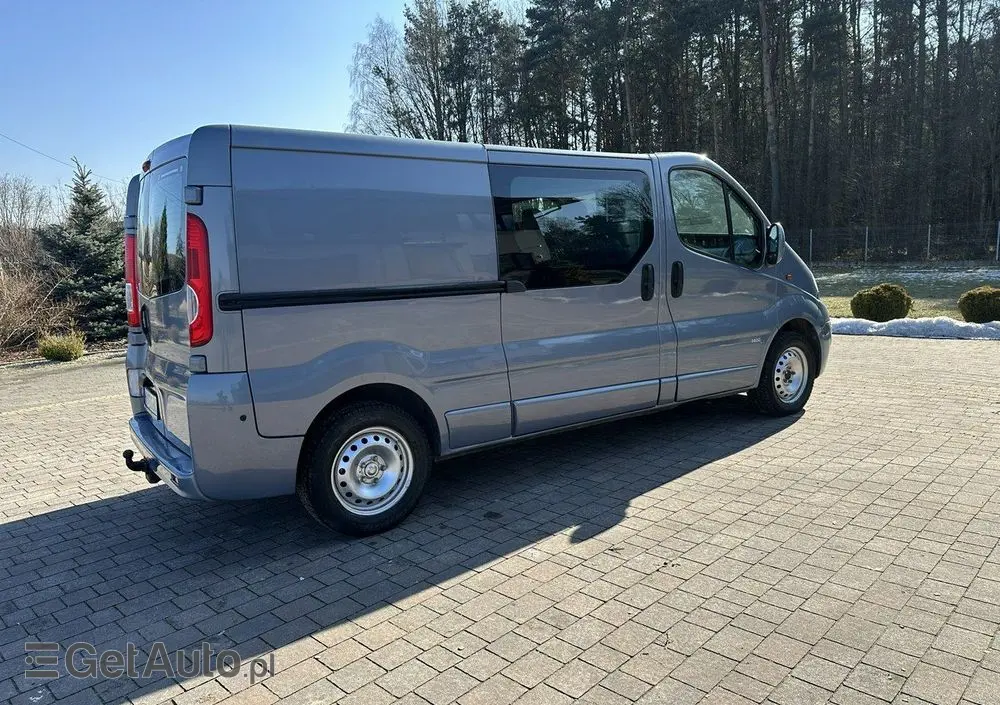 OPEL Vivaro 