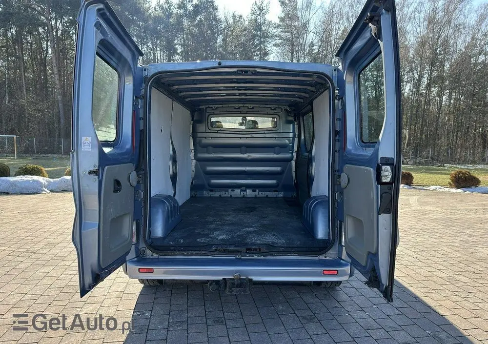 OPEL Vivaro 